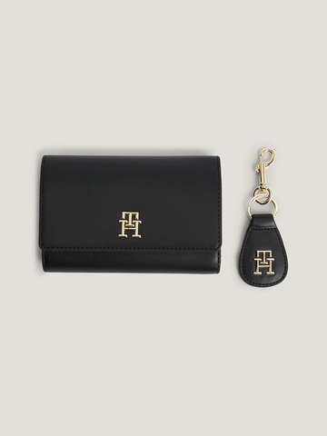 Tommy HIlfiger dámska čierna peňaženka s kľúčenkou