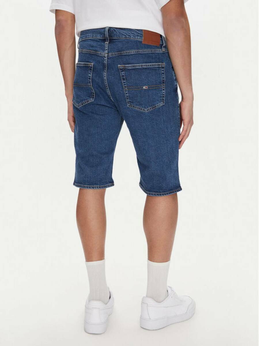 detail Tommy Jeans pánske džínsové kraťasy