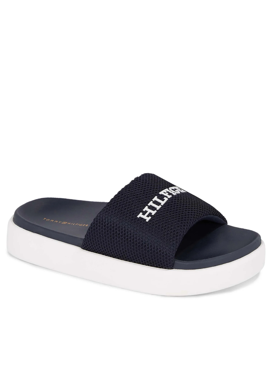 detail Tommy Hilfiger dámske tmavo modré šľapky