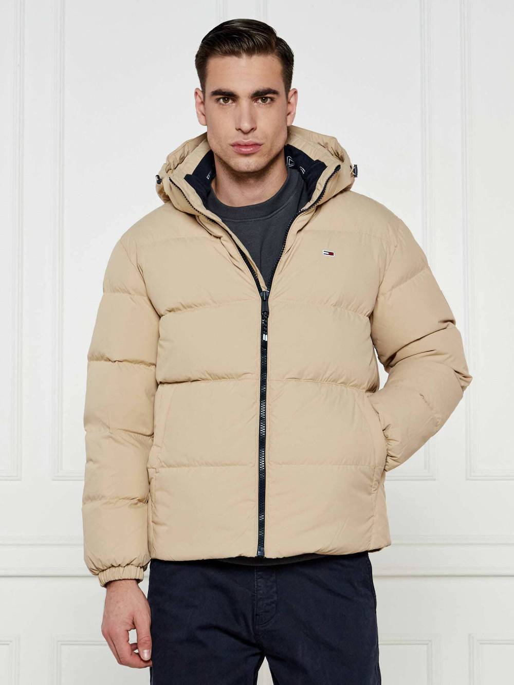 detail TJM ESSENTIAL DOWN JACKET EXT