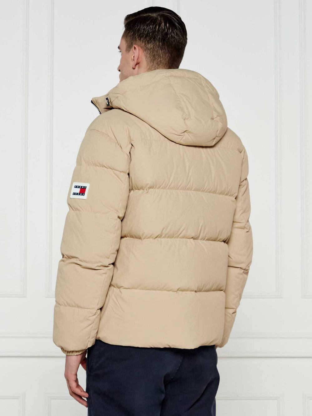 detail TJM ESSENTIAL DOWN JACKET EXT