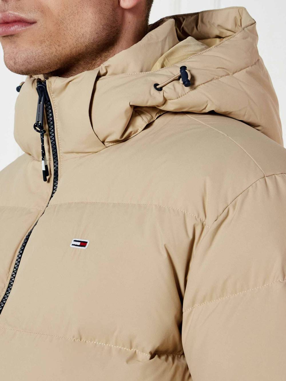 detail TJM ESSENTIAL DOWN JACKET EXT