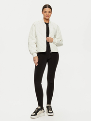 Calvin Klein dámska krémová bunda - M (YBI)
