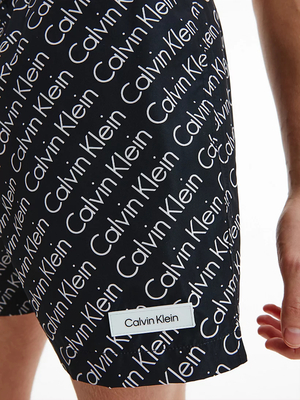 Calvin Klein pánske čierne plavky - S (0GQ)