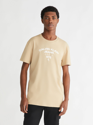 Calvin Klein pánske béžové tričko - XL (PF2)