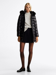 Tommy Hilfiger dámska páperová bunda - XS (BDS)