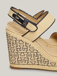 Tommy Hilfiger dámske béžové sandále  - 39 (0F4)