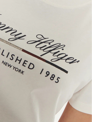 Tommy Hilfiger dámske biele tričko - L (YBH)