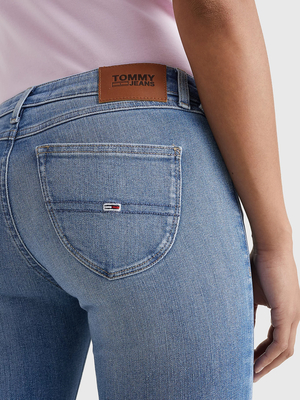 Tommy Jeans dámske svetlomodré džínsy SOPHIE - 25/30 (1BZ)