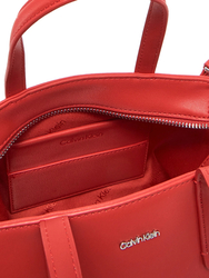 Calvin Klein dámska červená kabelka - OS (IMV)