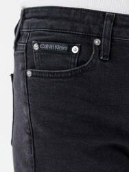 Calvin Klein dámske džínsové šortky - 25/NI (1BY)