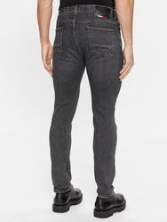 Tommy Hilfiger pánske čierne džínsy - 33/30 (1B3)