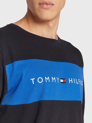 Tommy Hilfiger pánske tmavo modré tričko s dlhým rukávom - S (C6X)