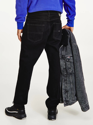 Tommy Jeans pánske čierne džínsy - 30/32 (1BZ)