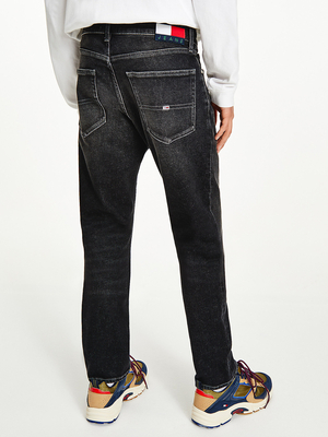 Tommy Jeans pánske čierne džínsy - 31/32 (1BZ)