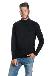 Tommy Hilfiger pánsky čierny sveter s rolákom Basic