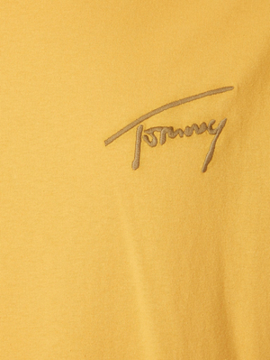 Tommy Jeans pánske horčicové tričko SIGNATURE - S (ZFW)