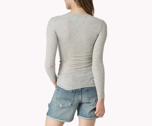 Tommy Hilfiger dámske šedé tričko Henley - XS (038)