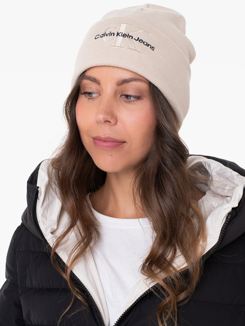 Calvin Klein dámska béžová čiapka