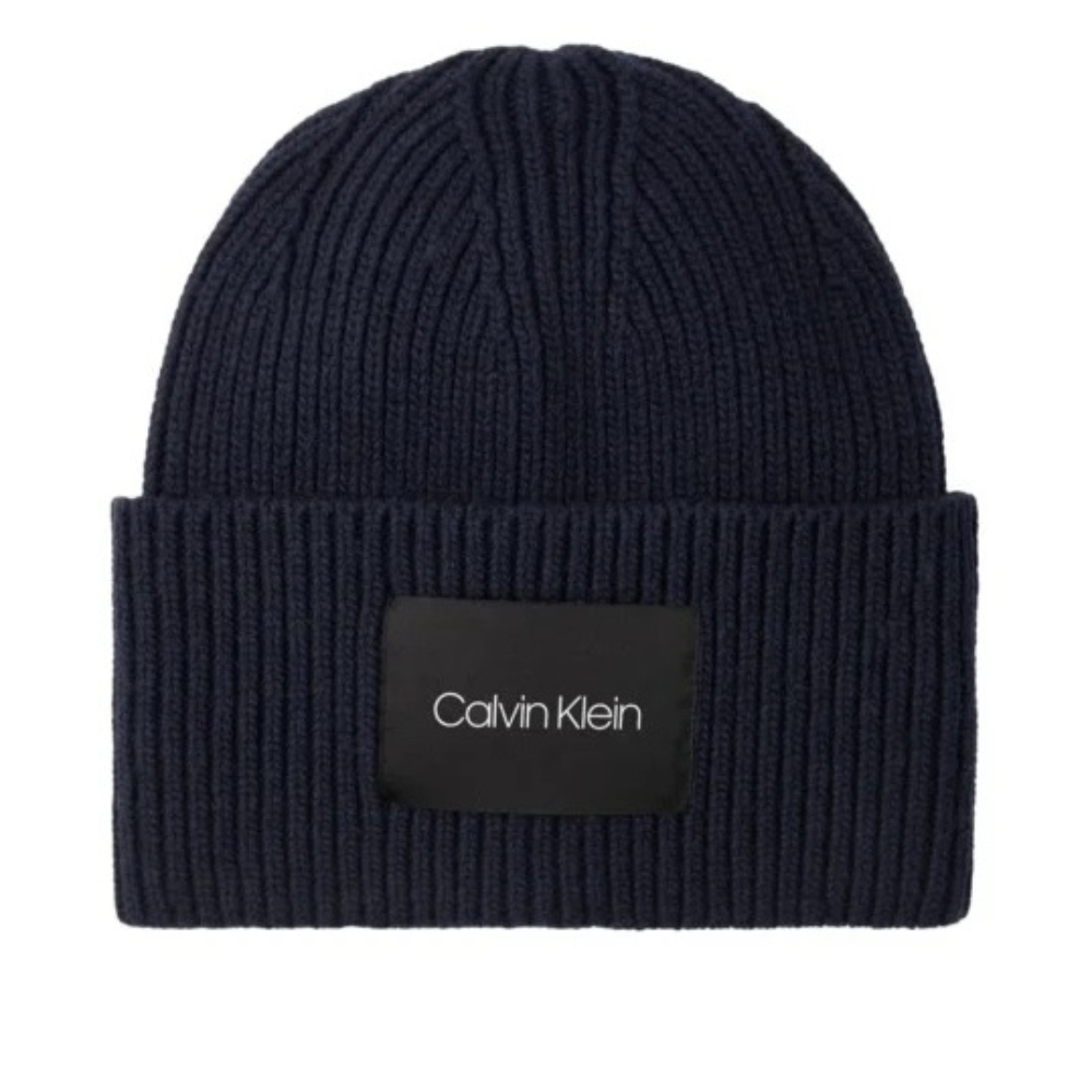 detail Calvin Klein pánska modrá čiapka