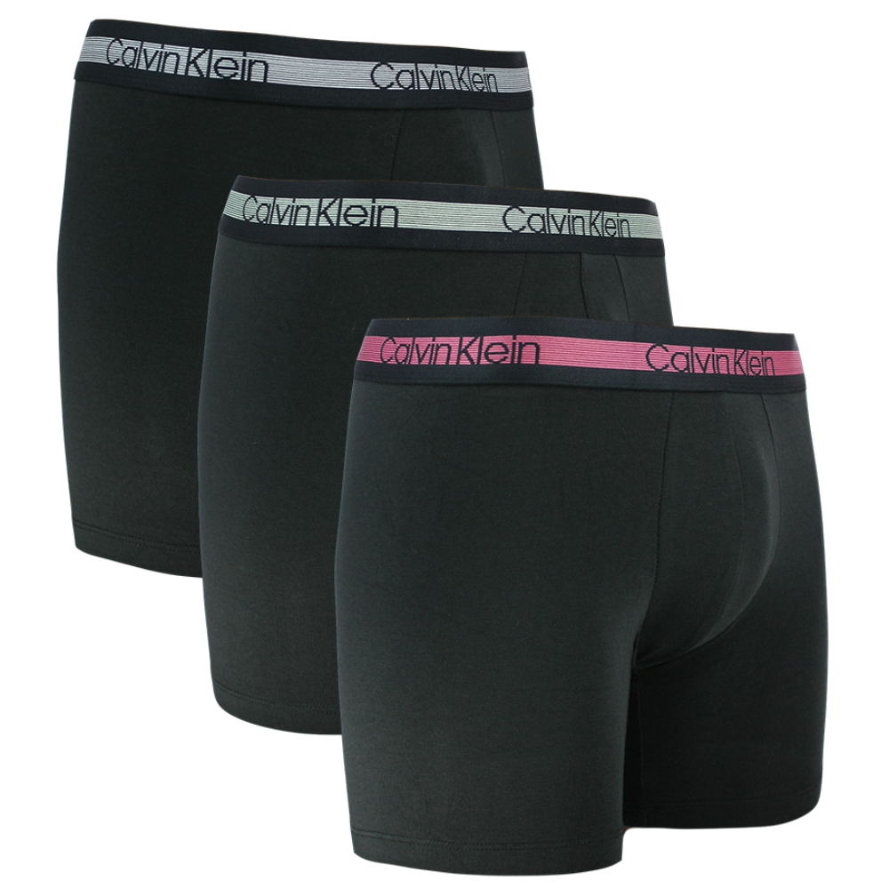 detail Calvin Klein pánske čierne boxerky 3pack
