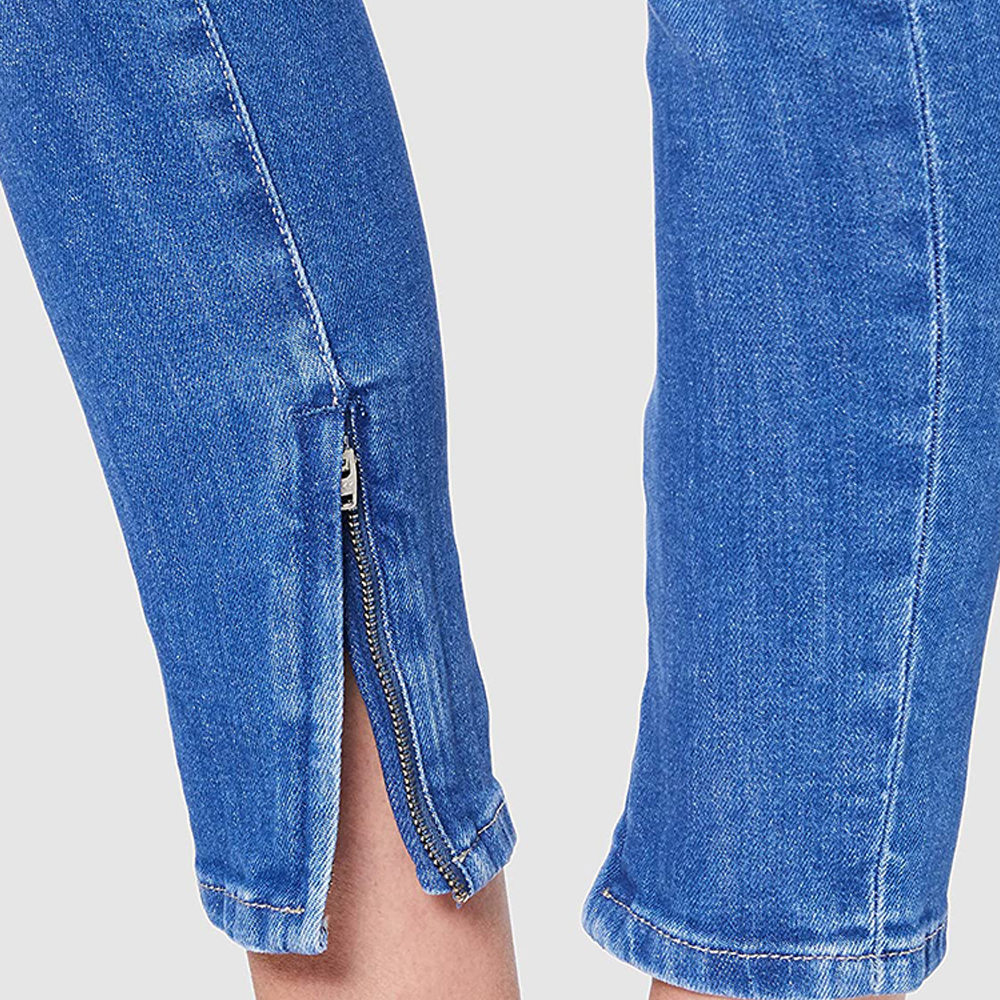 detail Pepe Jeans dámske modré džínsy Cher