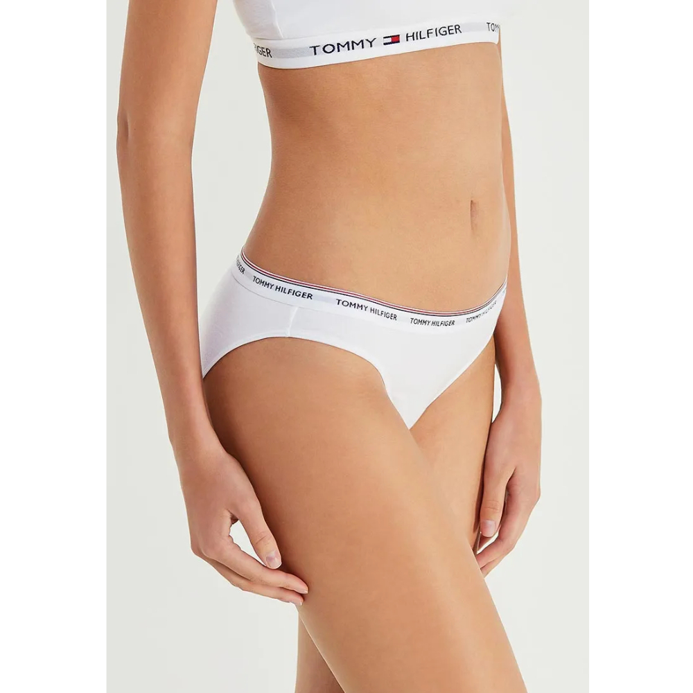 detail Tommy Hilfiger sada dámskych nohavičiek