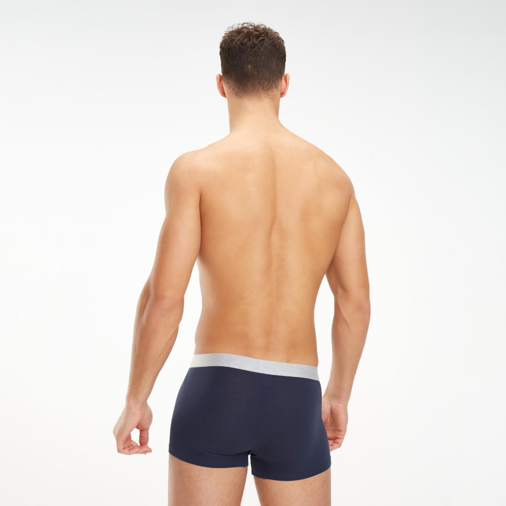 detail Tommy Hilfiger pánske tmavomodré boxerky