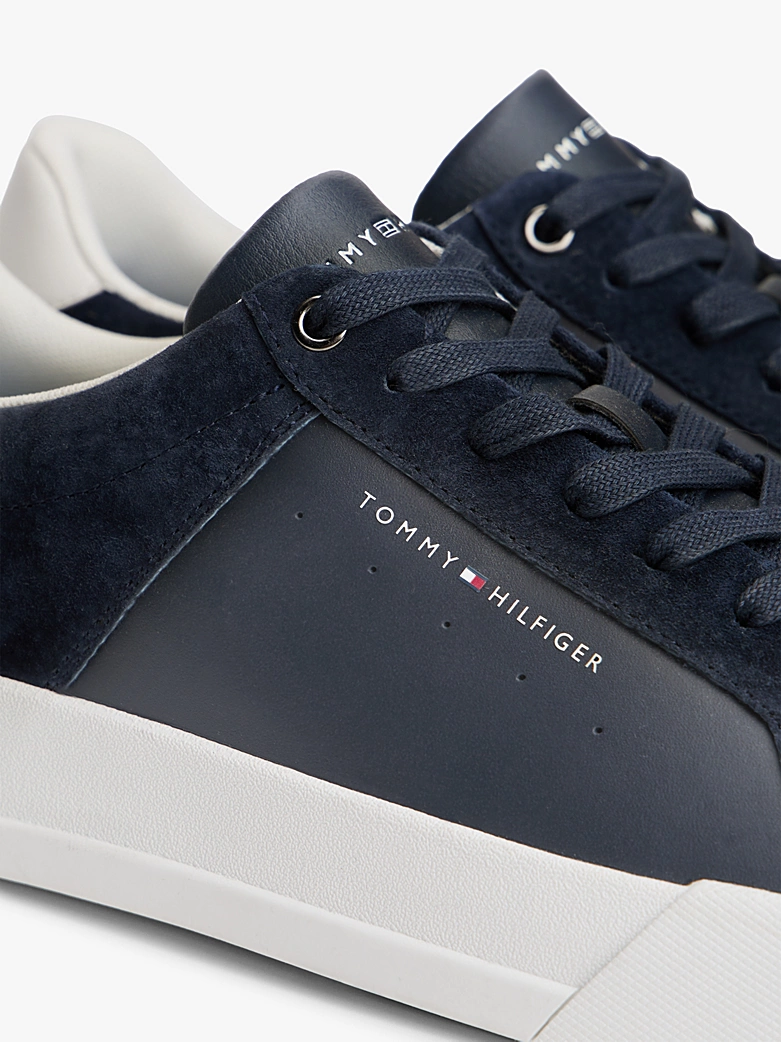 detail Tommy Hilfiger pánske tmavo modré tenisky