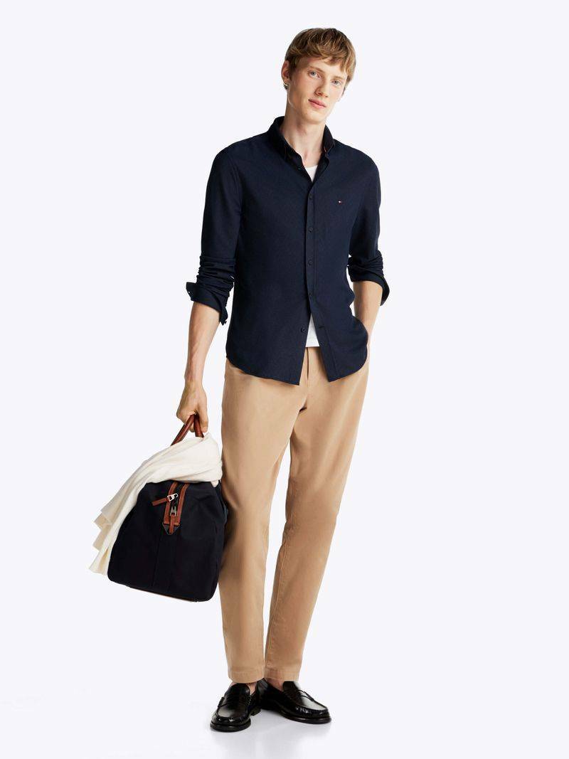 detail Tommy Hilfiger pánska tmavo modrá košeľa 