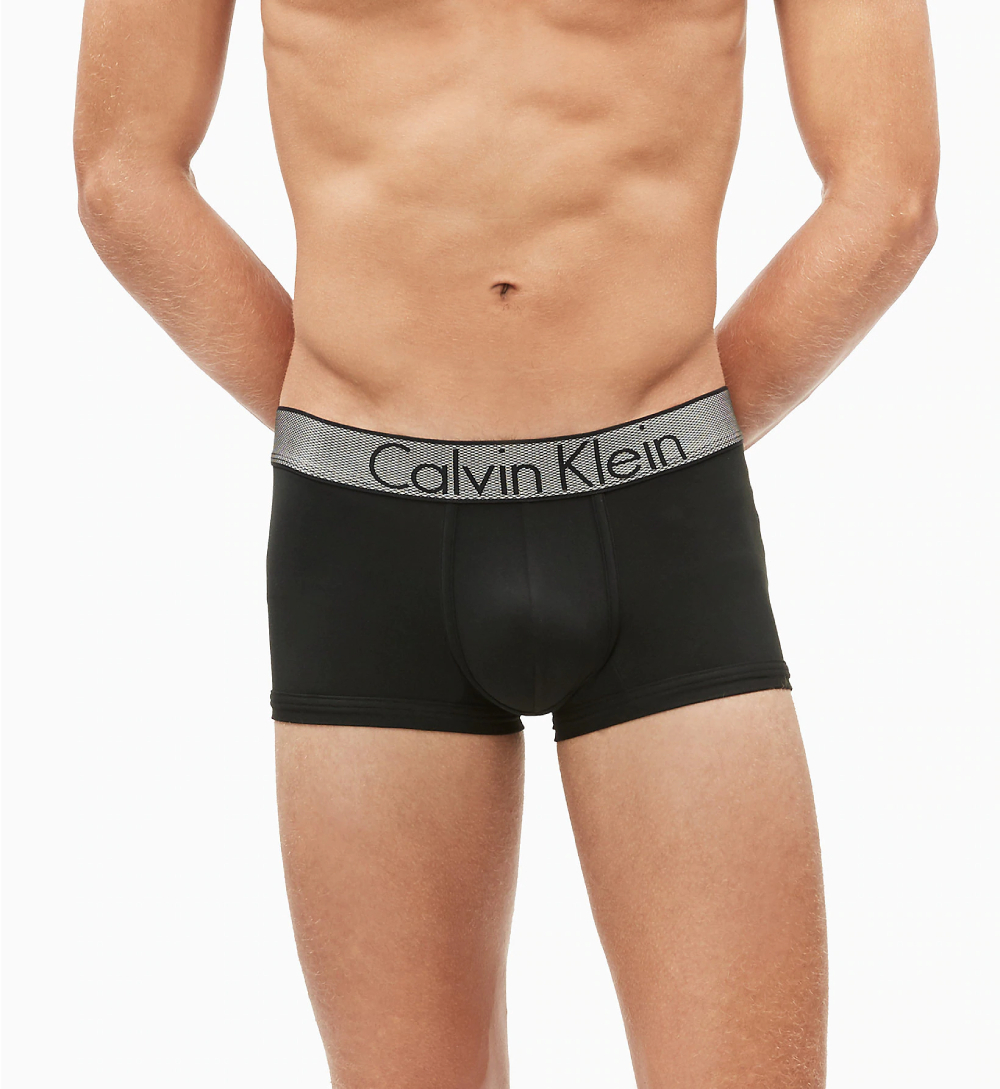 detail Calvin Klein pánske čierne boxerky