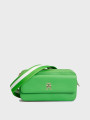 detail Tommy Hilfiger dámske zelené crossbody
