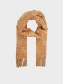 detail Guess dámsky hnedý šál