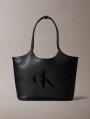 detail Calvin Klein dámska čierna kabelka