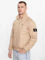 detail Calvin Klein pánská béžová bunda bomber