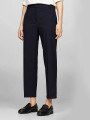detail Tommy Hilfiger dámske tmavo modré nohavice