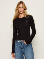 detail TJW CABLE ESSENTIAL SWEATER