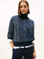 detail Tommy Hilfiger dámsky tmavomodrý rolákový sveter