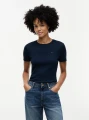 detail Tommy Hilfiger dámske tmavo modré tričko