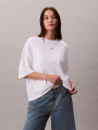 detail Calvin Klein dámske biele tričko