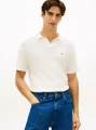 detail Tommy Hilfiger pánske krémové polo tričko