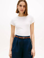 detail Tommy Hilfiger dámske biele tričko