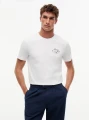 detail Tommy Hilfiger pánske biele tričko