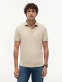 detail Tommy Hilfiger pánske béžové polo tričko
