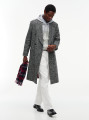 detail Tommy Hilfiger pánsky vlnený kabát