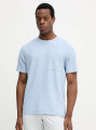 detail Tommy Hilfiger pánske svetlo modré tričko