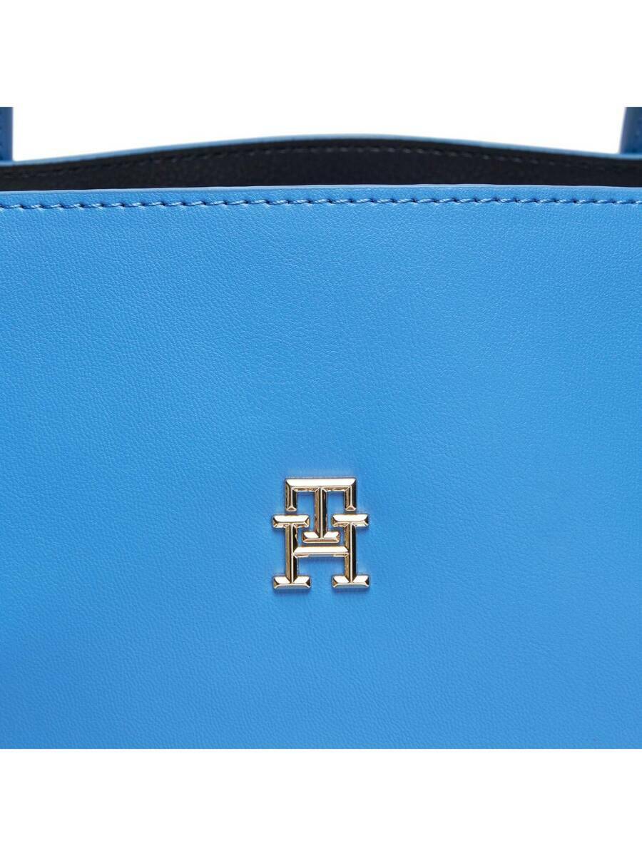 detail Tommy Hilfiger dámska modrá kabelka