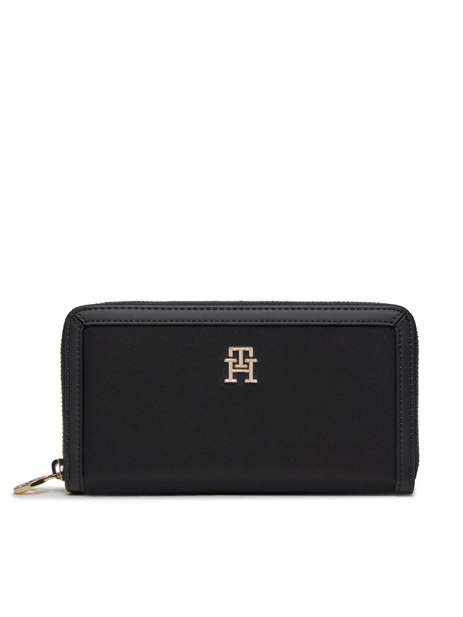 detail Tommy Hilfiger dámska čierna peňaženka veľká