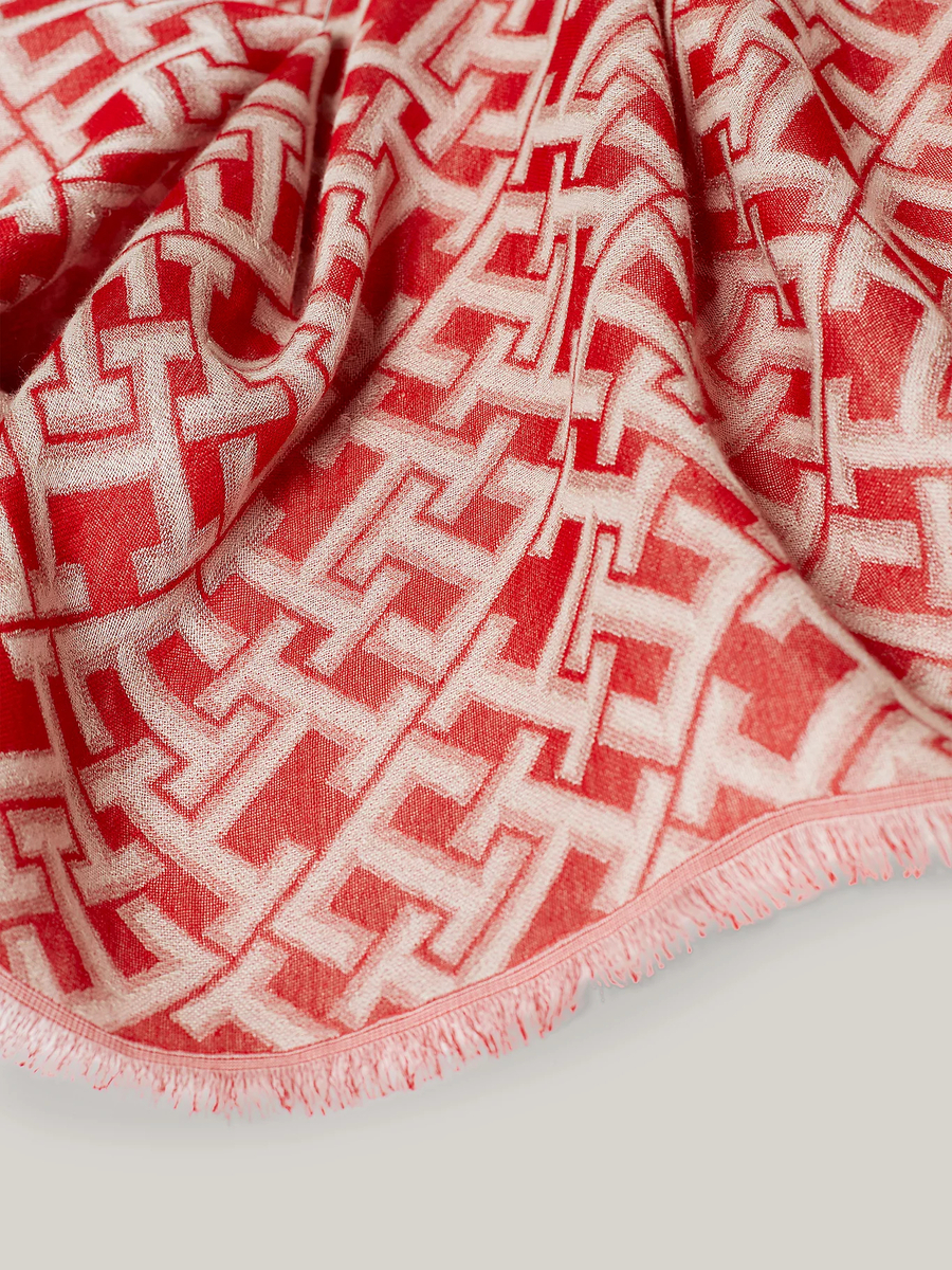 detail Tommy Hilfiger dámsky červený šál 