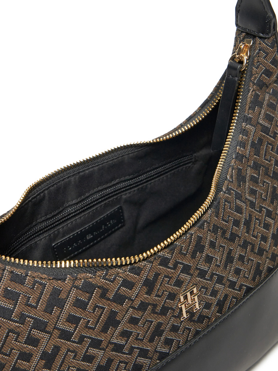 detail Tommy Hilfiger dámska čierna kabelka